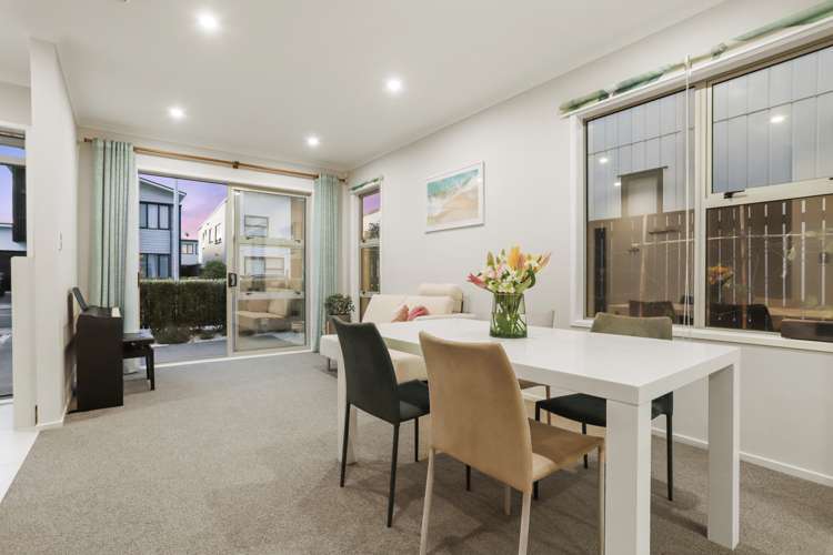 13 Sacred Kingfisher Road Hobsonville_8