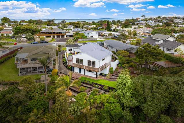 Zealandia Zen: Elevated With Gardens & Views