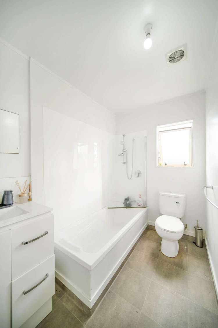 1/142 Shifnal Drive Randwick Park_5