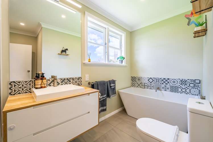 8 Tui Grove Elderslea_12
