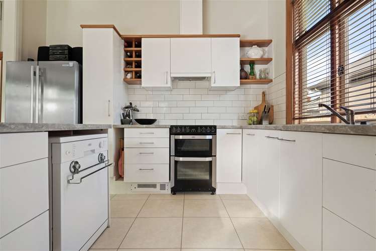 23 Woodville Street Edgeware_8