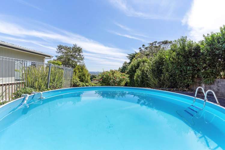 111 Glengarry Road Glen Eden_15