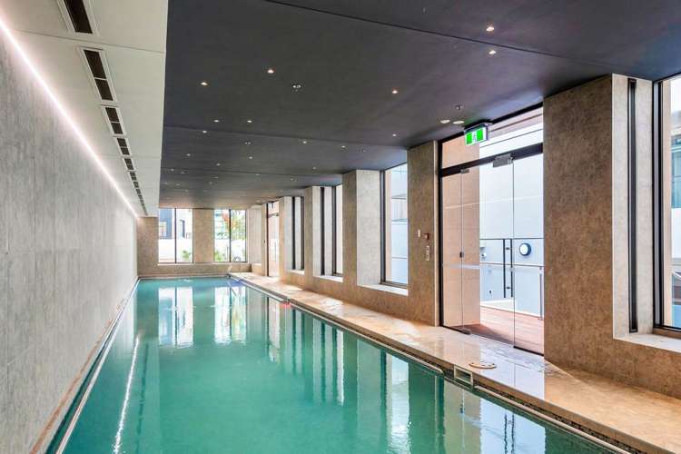 406/47 Beach Road City Centre_7