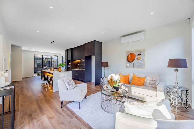 55B Swainston Road_5