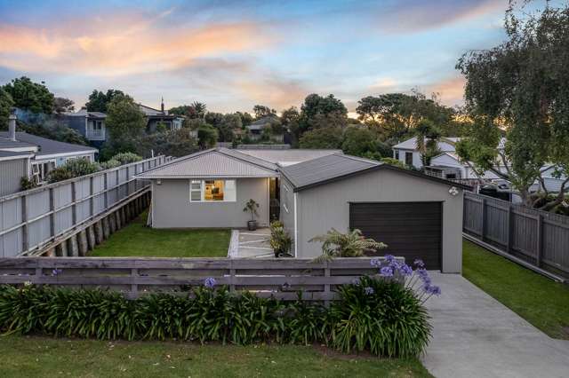 2 Martin Road Paraparaumu Beach_1