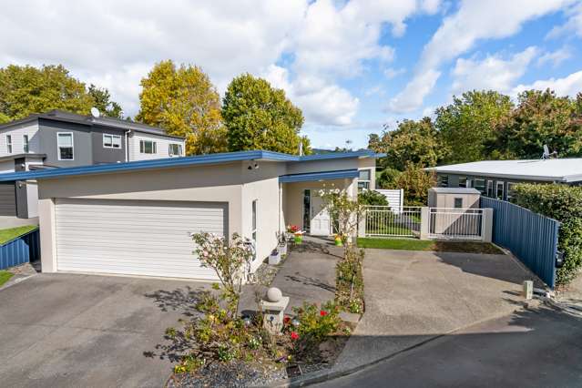 17 Parkwood Grove Trentham_1