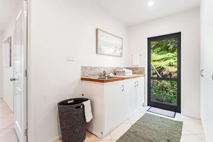 5 Glance Street Sandspit_25