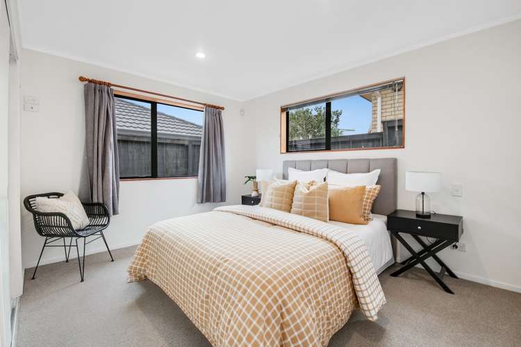 4 Red Hibiscus Road Stanmore Bay_11