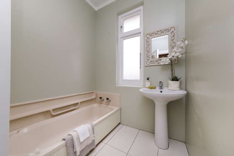 19 Annandale Avenue Takaro_9