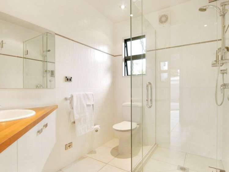 1/121 Grand Drive Remuera_13