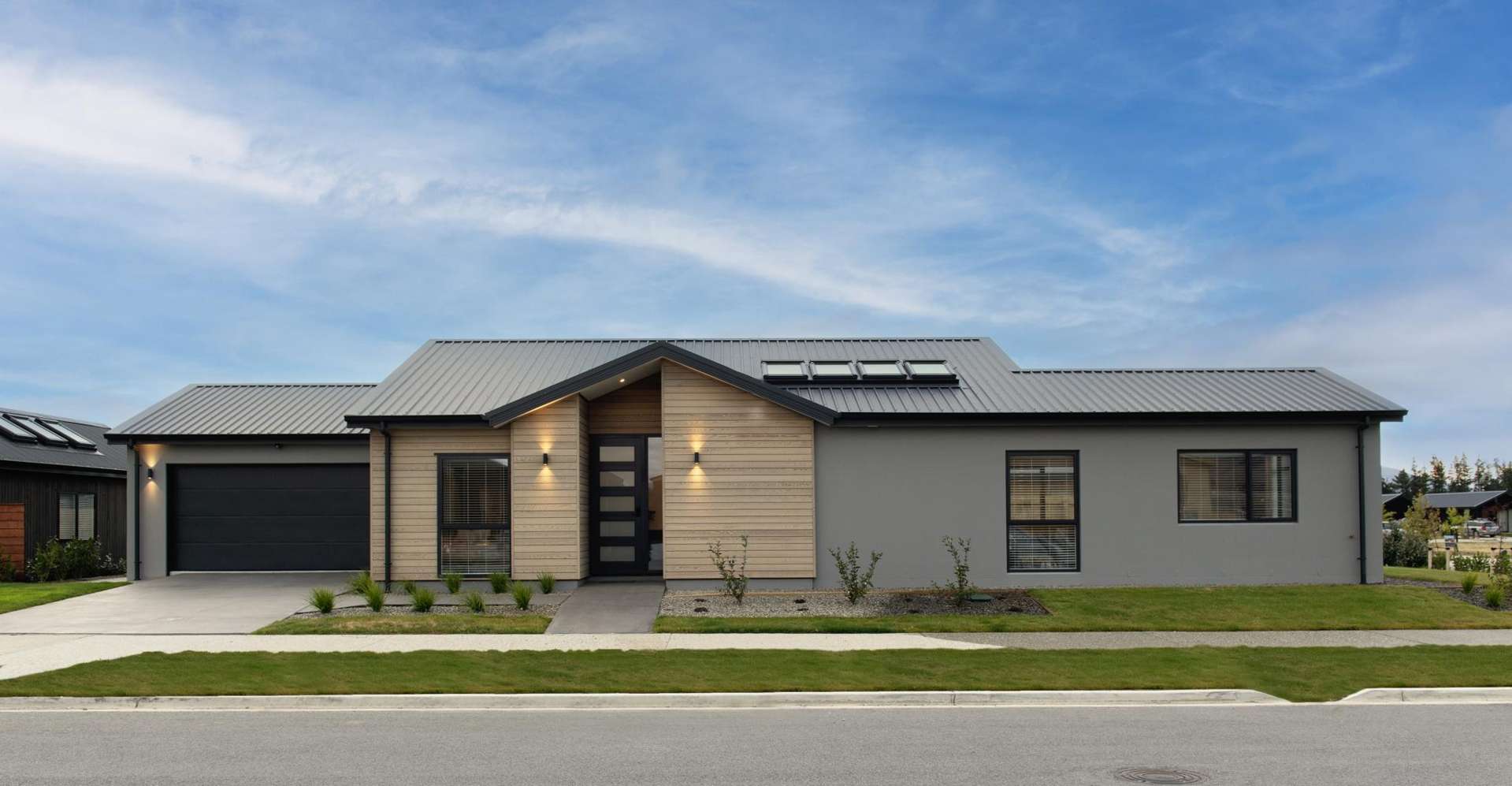 1 Pinn Street Lake Hawea_0