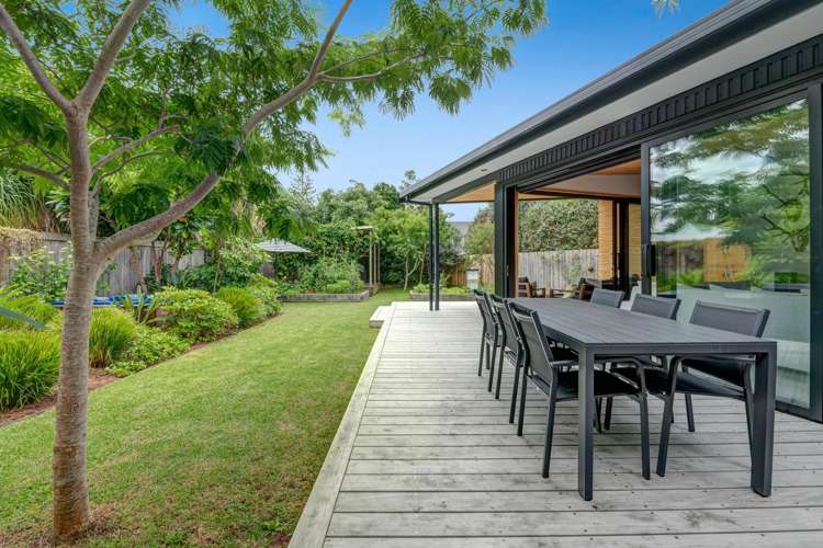 59 The Circle Manly_11