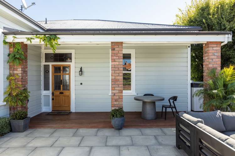 1 Roslyn Road Bluff Hill_21