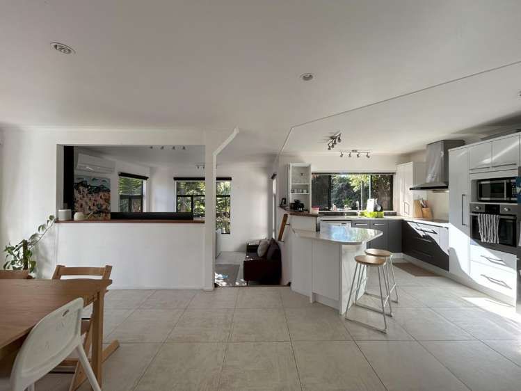 12b Kimberly Grove Greenhithe_3