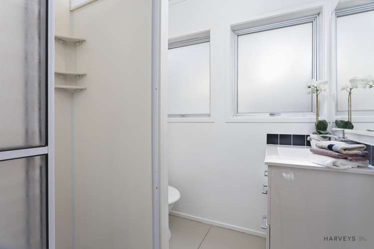 201 Godley Road Titirangi_23