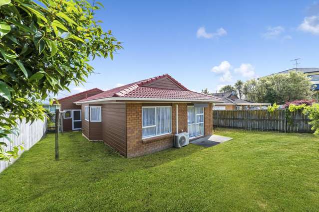 2/5 Newington Road Henderson_2