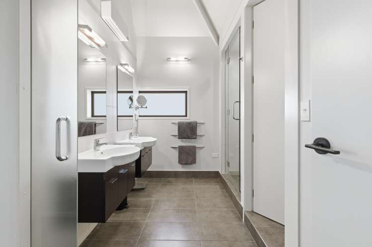 670 Papamoa Beach Road Papamoa Beach_14