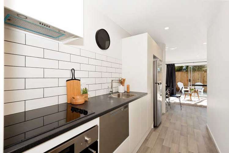 1/839 Heaphy Terrace 1055_5