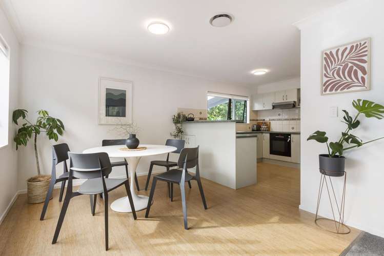 1/72 Gloria Avenue Te Atatu Peninsula_8