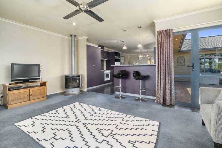 5 Larch Crescent Alexandra_6