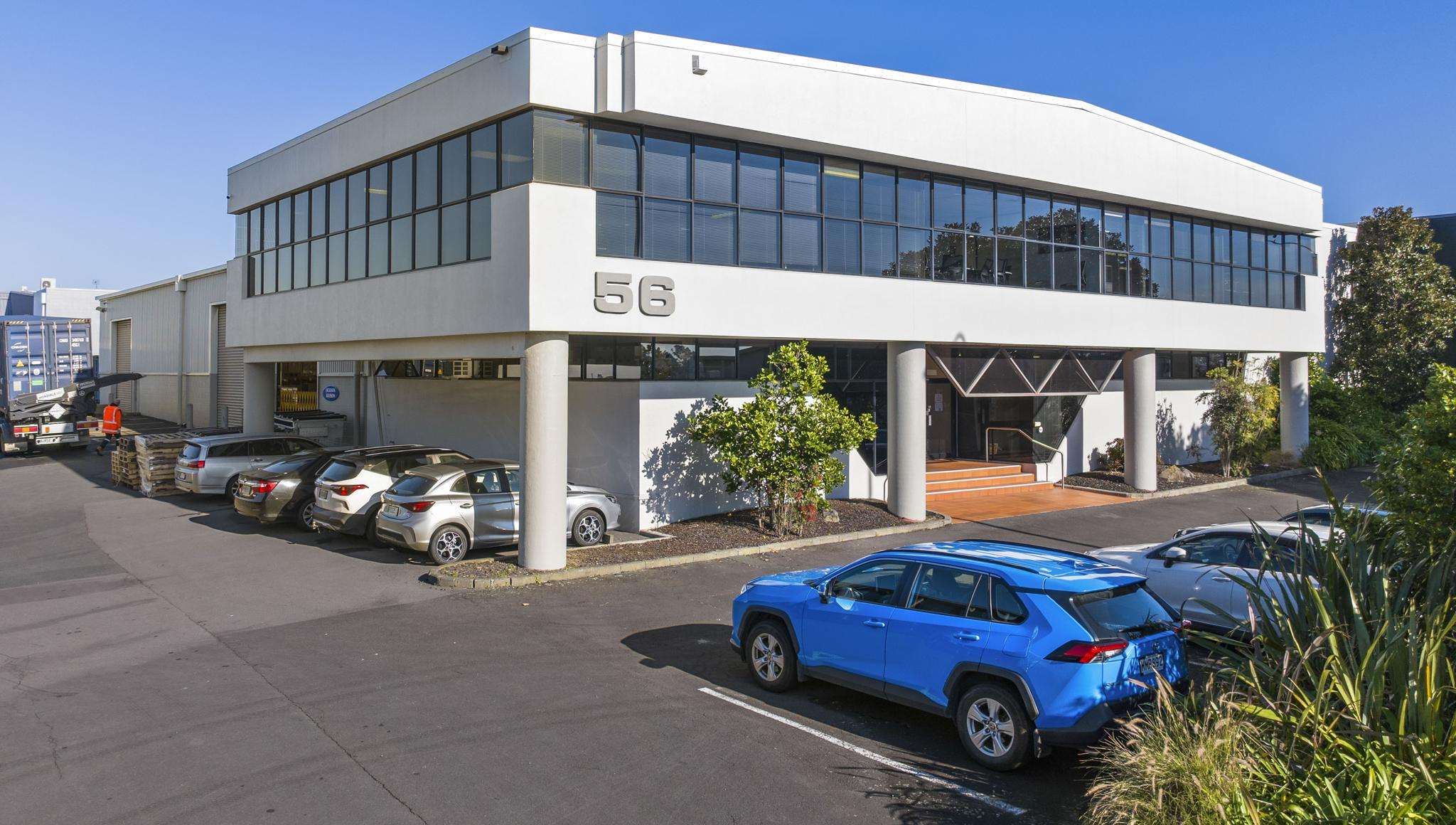 Chance to buy into tightly held Lunn Ave