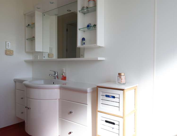 290 Old Port Road Warepa_13