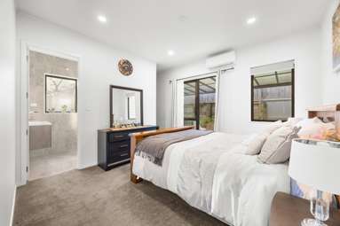 15A Reynella Drive_3