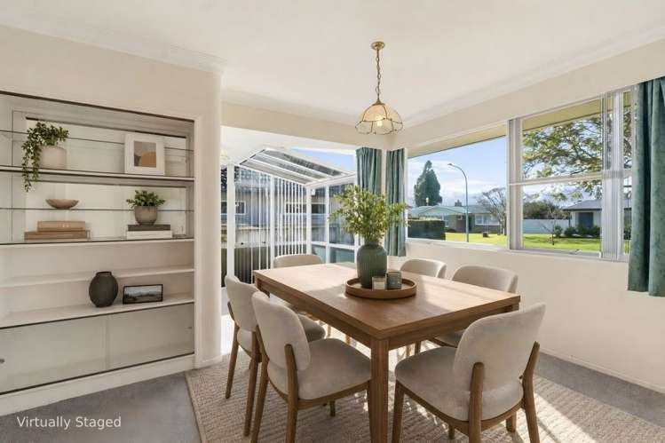 22 Woods Avenue 1105_3