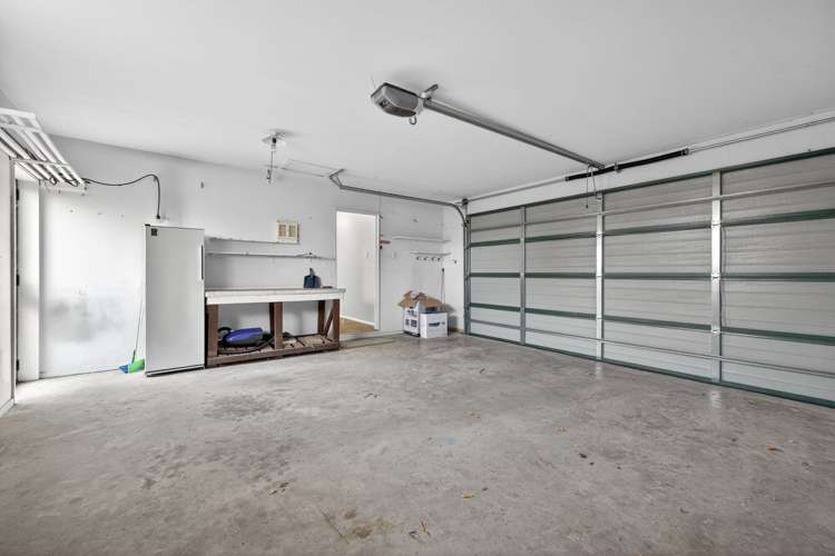 2/58a Daniels Road Redwood_12