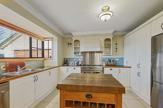 44 Millstream Drive Lincoln_2