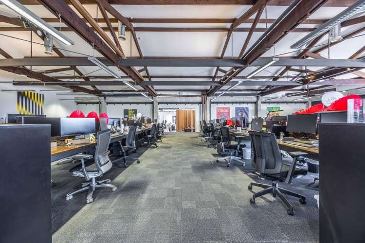 317 New North Road Kingsland_12