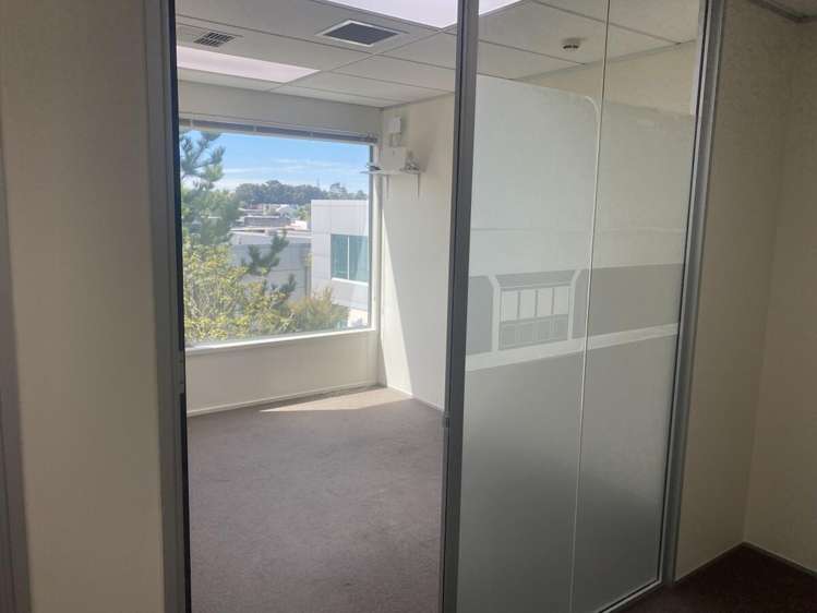 Suite A, 2B, 5 Ceres Court Albany_9