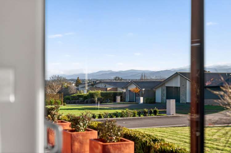 30 Cody Crescent Lansdowne_21
