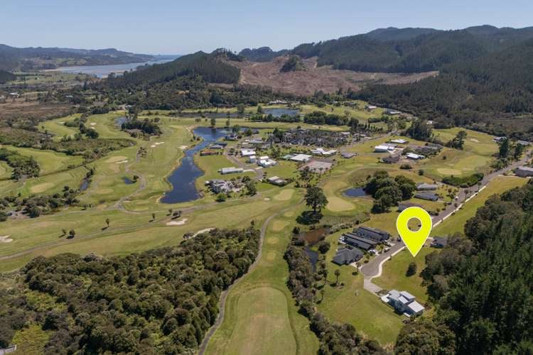 73 Pinehurst Drive Pauanui_2