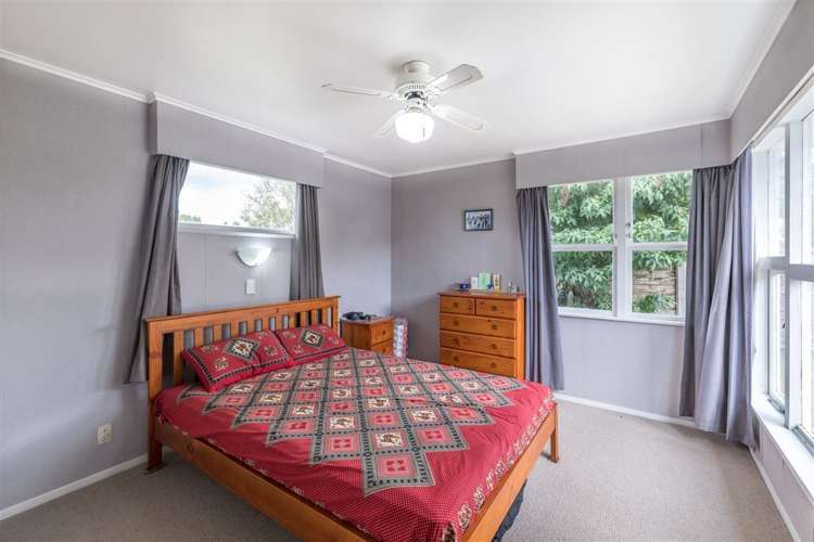 81 Lauderdale Road Birkdale_10