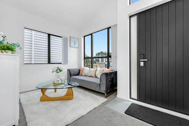 28 Bushfield Drive Flat Bush_3