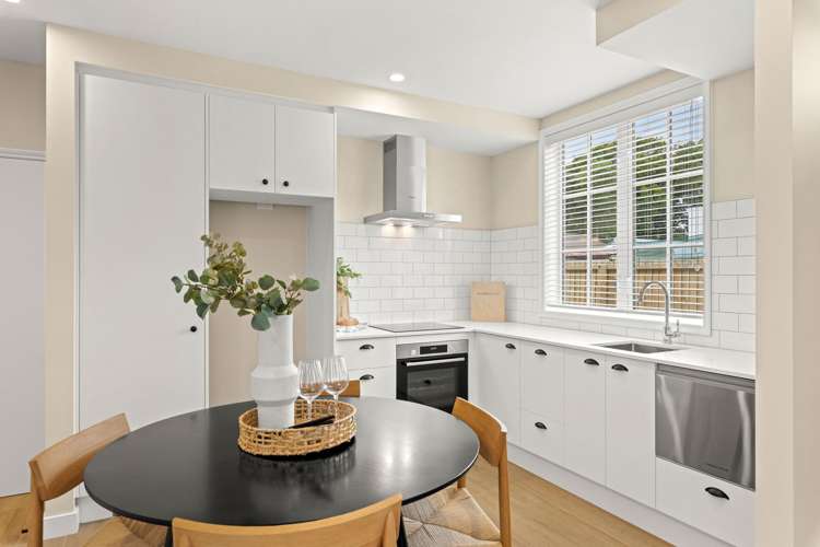 2/44 Cleveland Street Edgeware_6