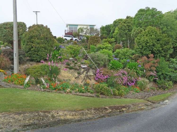 31 Rata Street Kaka Point_18