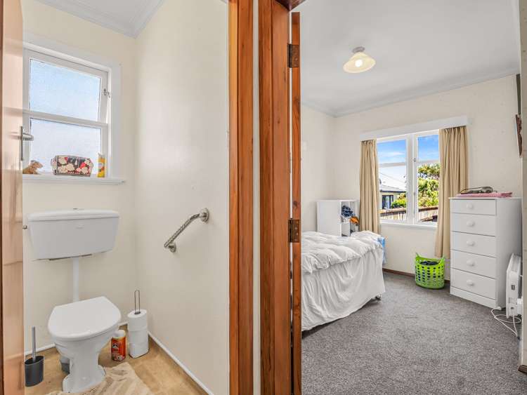 89 Parker Avenue Levin_14