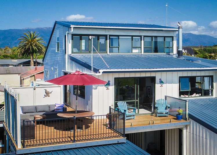 5 Marine Parade Carters Beach_5