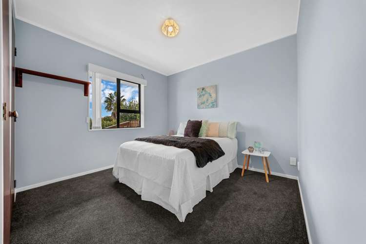 2/8 Millbrook Road Henderson_10