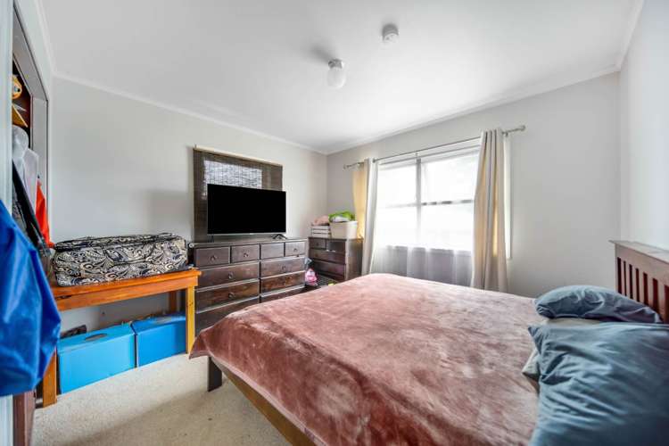 5 Nairn Place Otara_11