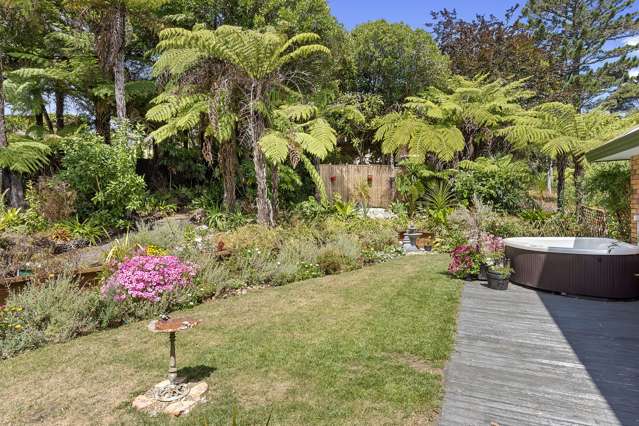 139 Attwood Road Paremoremo_4