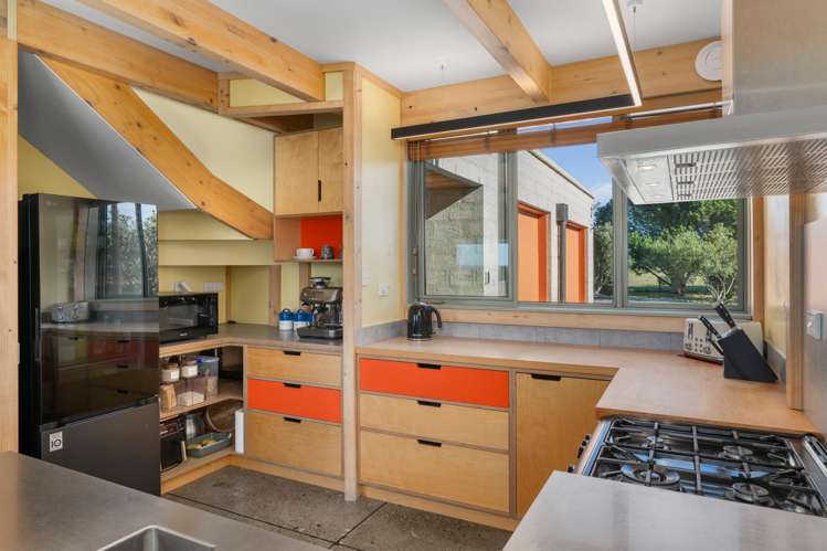 16 Hinepango Drive Rarangi_12