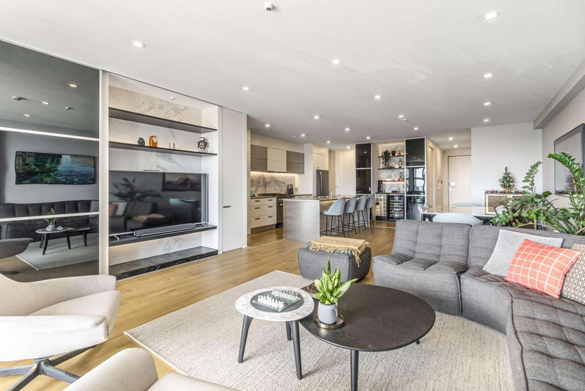 22/23 Graham Street 10015_0