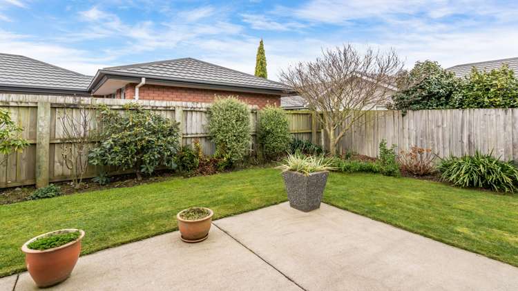 1 Stanwood Grove Darfield_11