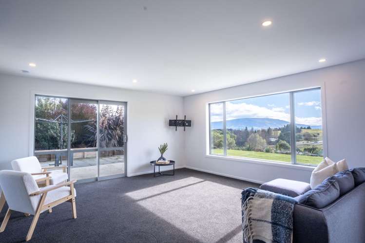9 George Street Waihola_17