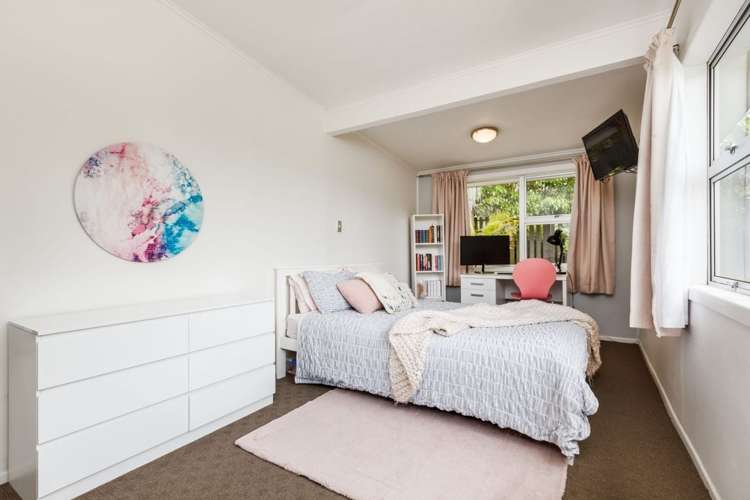 53 D'Oyly Drive Stanmore Bay_10