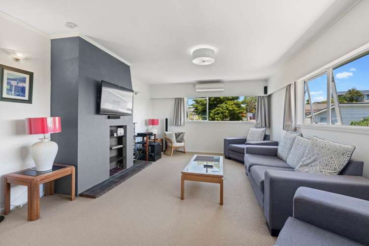 23 Northumberland Avenue Hauraki_4