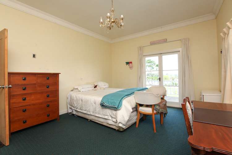 24 Deseret Road Temple View_10